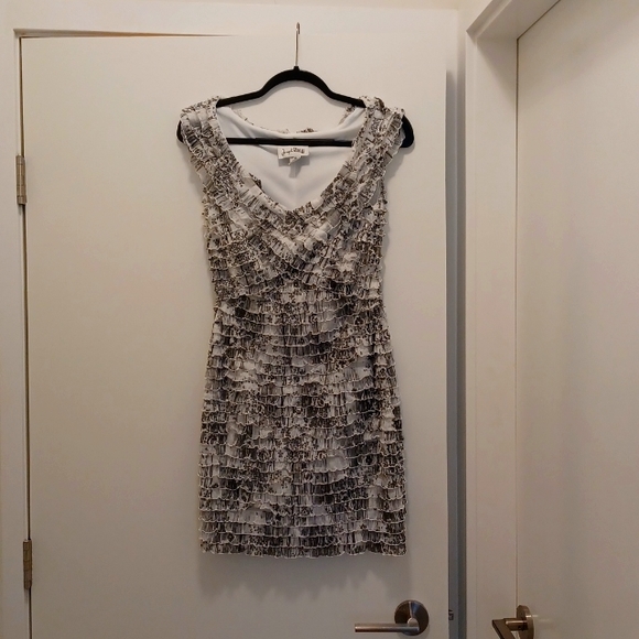 Joseph Ribkoff Robe Dress - Picture 2 of 6